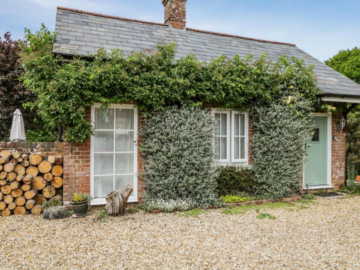 Parkfield Cottage Sturminster Marshall Eksteriør bilde